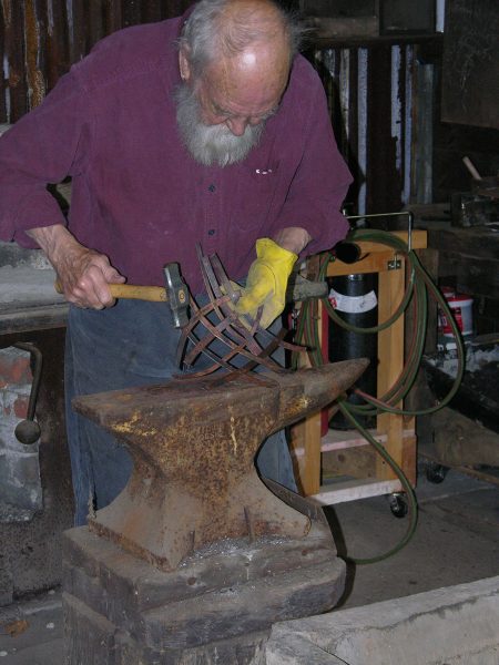 2 forging copper bowls